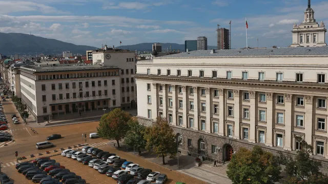 От днес: Цените са само в евро