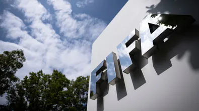 ФИФА смята, че има целенасочена атака срещу Инфантино