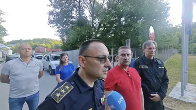 Пожарът след взривовете край Трявна е под контрол, няма опасност за хората