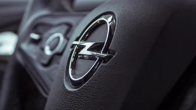 Opel мести производството на популярен лекотоварен модел в Турция