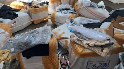 Дрехи, парфюми и обувки: Над 15 000 „маркови“ стоки задържаха на ГКПП „Капитан Андреево“