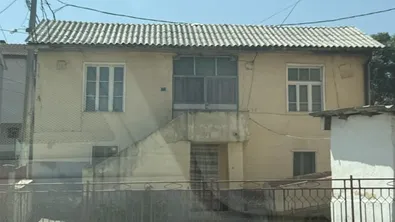 Родната къща на Ванга в Струмица се руши: мястото, където е родена пророчицата, остава без знак