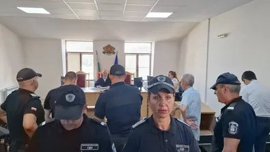 Районният съд в Пловдив освободи младежите, нападнали непалски граждани