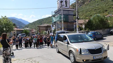 Десетки опечалени присъстваха на погребението на Георги Кузев в Кричим