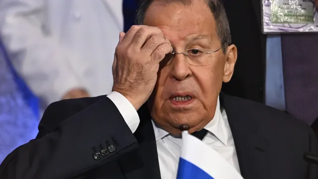 Лавров предупреди: Русия ще унищожава западните доставки за Украйна