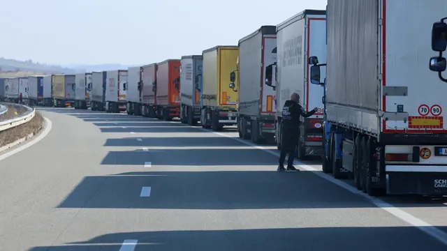Превозвачите от Западните Балкани заплашват с блокади по границите на ЕС след 1 септември