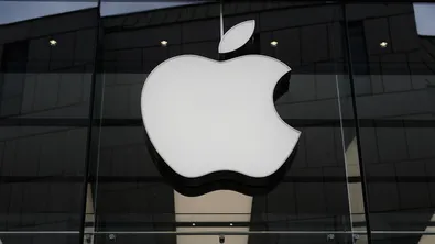 Apple разработва собствен AI модел за Китай с помощта на Alibaba