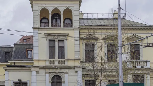 От Нотариат в Дом на младите: емблематична сграда в София получава нов живот