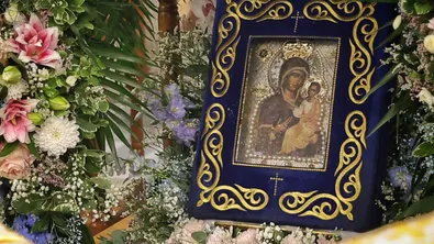 Хавайската мироточива икона на Богородица днес е в Шумен