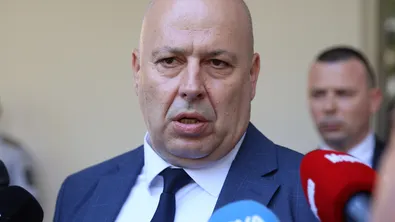 Версия: Арестуваните младежи били част от неонацистка организация "Кръв и чест"?