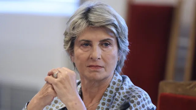 Весела Лечева поздрави гимнастичките след шестте медала от Световното