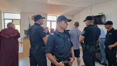 Един от задържаните при акцията срещу „Кръв и чест“ в Пловдив остава в ареста