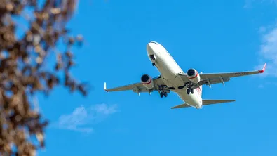 AI ще помага на самолетите да избягват зони с опасни инверсионни следи
