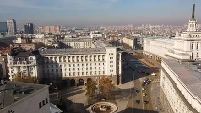 Кабинетът започва подготовката за президентския вот на 25 октомври
