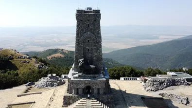 Започва дългоочакваният ремонт на Паметника на Шипка
