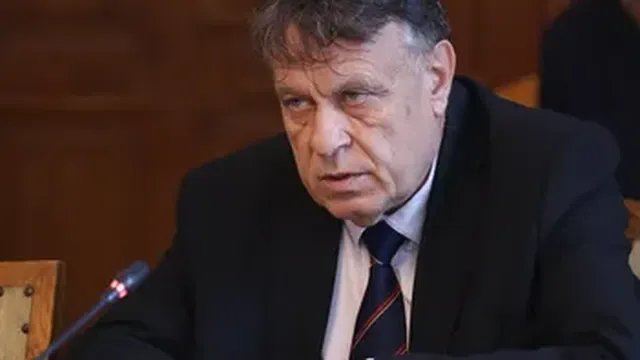 МОН разширява програмата „Насилието е безсилие“ в над 1000 училища