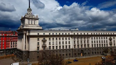 Правителството започна подготовката за президентските избори на 25 октомври