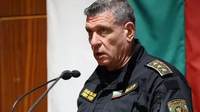 Кандев иронично докато купува домати: Оглеждах се за "справедливи цени", видях само несправедливи