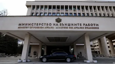МВнР с позиция за руския самолет: Извършил е полет с хуманитарен характер