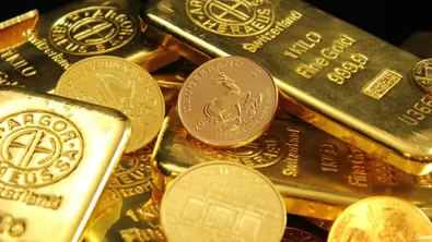 Златото поскъпна с 4% и премина границата от 4500 долара