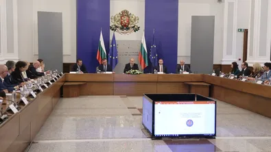 Радев: Действията на кабинета срещу корупцията са гарант за излизане на България от „сивия списък“