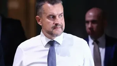 Калоян Методиев: Радев защо звъни на Рюте да ни пази от Иран, а не на Тръмп?