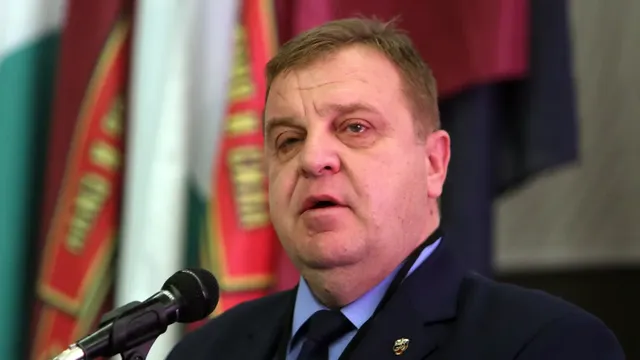 Красимир Каракачанов: Иран има техническите възможности да удари България