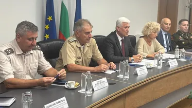 Министър Стоянов в разговори със САЩ за модернизацията на въоръжените сили