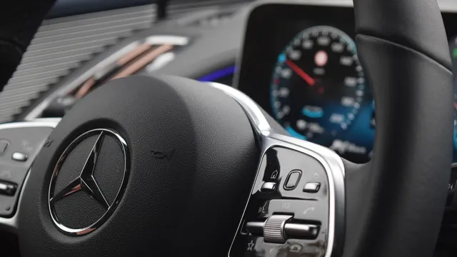 Mercedes отново атакува германския таксиметров пазар, но този път с нови правила