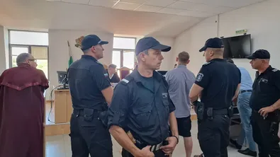 От Русия до Пловдив: Как действат „ловците на педофили“ и „Кръв и чест“