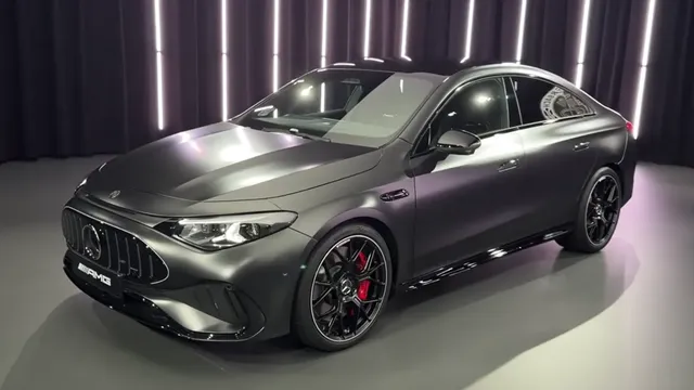 Шефът на Mercedes: Клиентите сами ще решат кога да преминат към електромобили