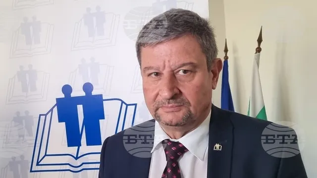 Синдикат „Образование“ към КТ „Подкрепа“ е против учебната година да започне на 14 септември
