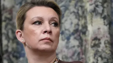Захарова с остра реакция след руския удар край Бориспол по време на визитата на Вадефул