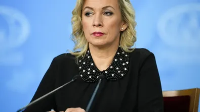 Захарова с остра реакция след руския удар край Бориспол по време на визитата на Вадефул