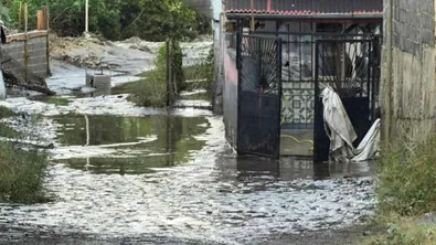 Продължава издирването на мъжа, който бе отнесен от водата при бурята в Пещера
