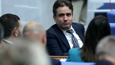 Божанов: Службите да проверят свързани ли са камерите на АПИ и МВР с Таки
