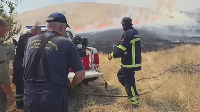 Голям пожар избухна в Северна Македония, две села са застрашени