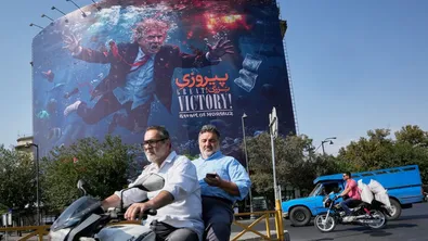 "Икономическият Ден D": ще ухапят ли смъртоносно американските санкции Иран?