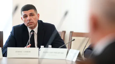 Ивайло Мирчев: Олигархията се прегрупира около Радев и Копринков