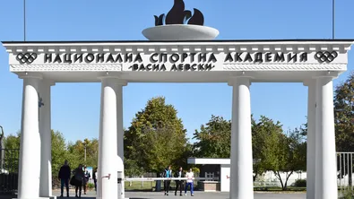 Над 130 чуждестранни студенти от 18 държави се обучават в НСА