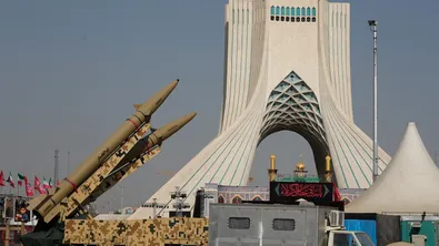 Иран обяви чуждестранни персийски медии за потенциални мишени