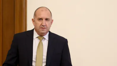 Румен Радев ще посети община Струмяни след наводненията