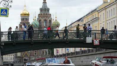 Пожар край руска рафинерия след атака с дронове в Ленинградска област