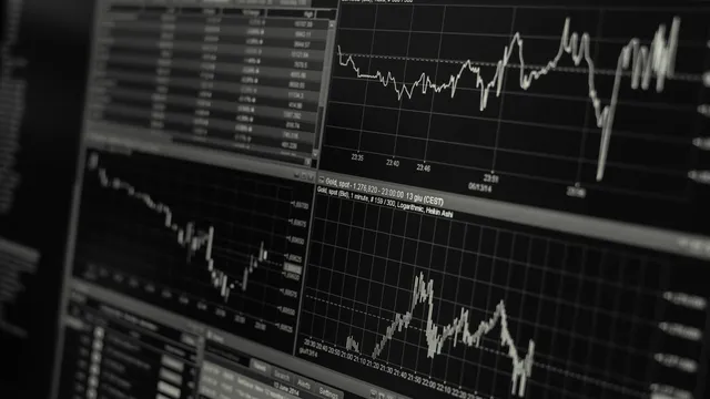 Военното напрежение между САЩ и Иран повлече европейските акции надолу