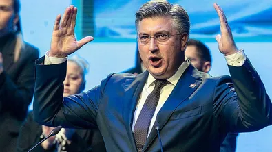 Пленкович: Държавно погребение за Младич би затворило вратата на Сърбия към ЕС