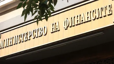 Бюджетният дефицит се очаква да скокне до 3 млрд. евро към края на август