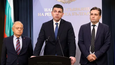 ДБ: Искаме КСНС и спиране на навеждането към Русия и Путин