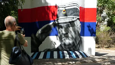 Босненец получи условна присъда за прослава на военнопрестъпника Ратко Младич в социалните мрежи