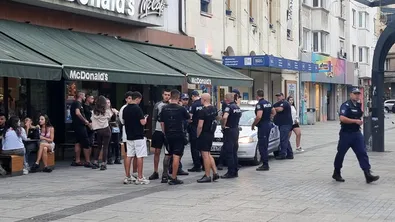 Полицията с акция срещу "локали" на пл. Славейков