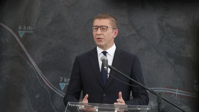 Мицкоски: Не се страхувам от разследването на унгарския заем за Северна Македония